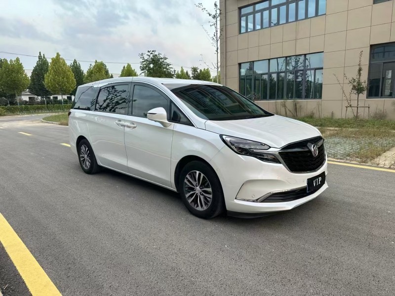 徐州22年别克GL82