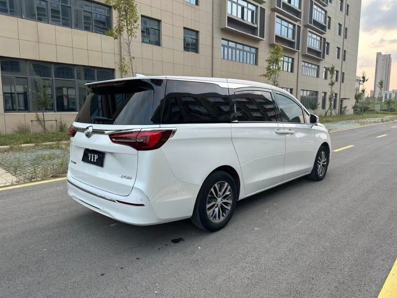 徐州22年别克GL88