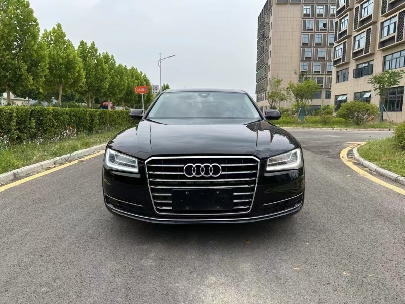 徐州18年奥迪A8L1