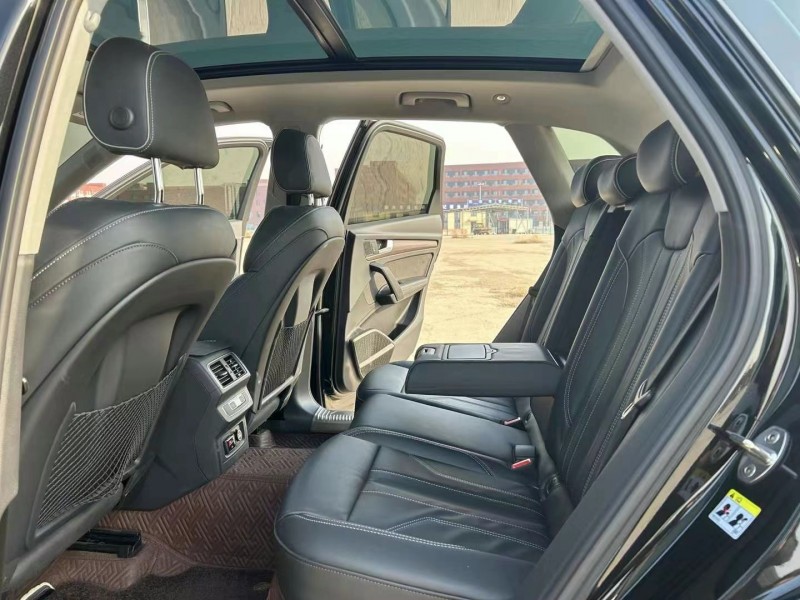 保定22年奥迪Q58