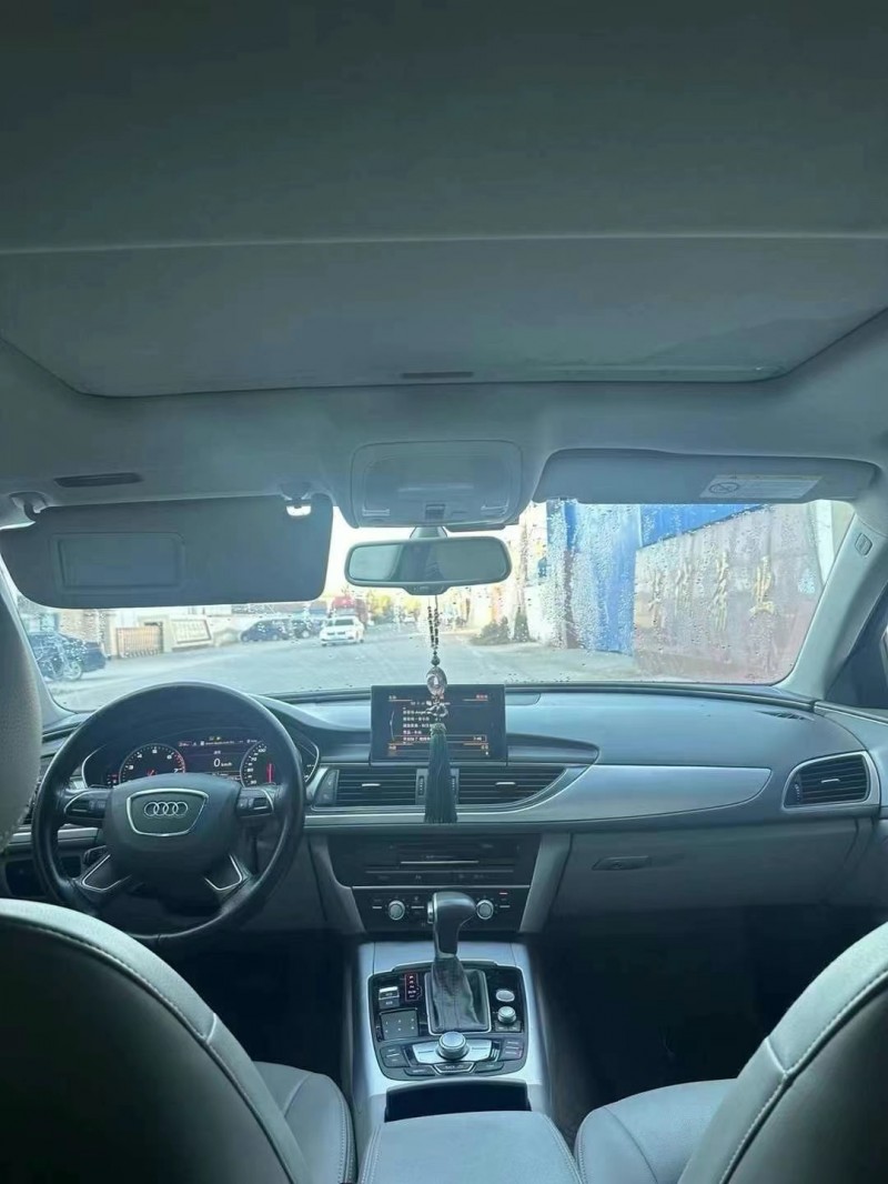 济宁15年奥迪A6L8