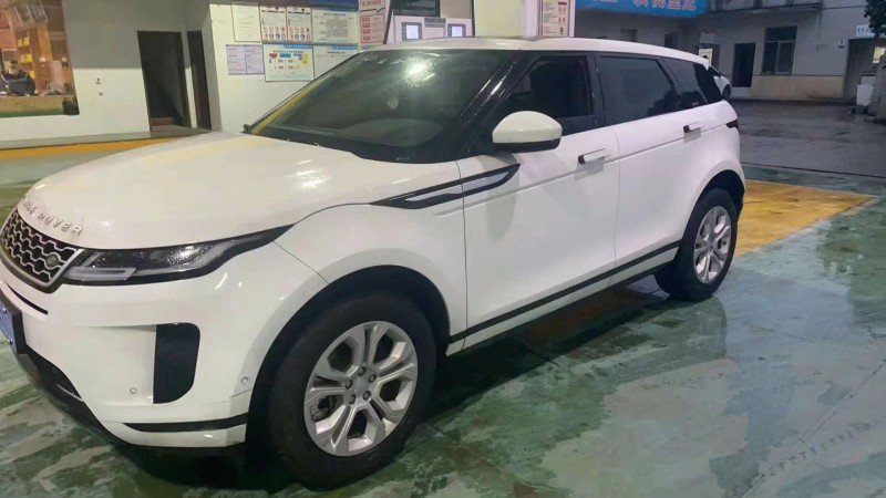 济宁19年路虎极光2