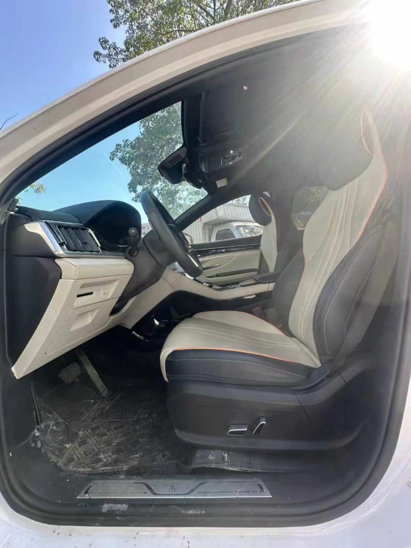 广州21年比亚迪宋6