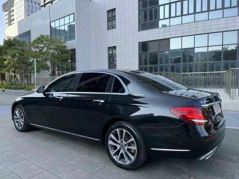 广州19年奔驰E5