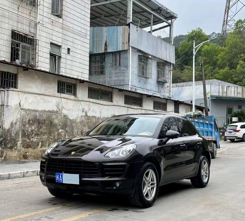 广州16年保时捷Macan3