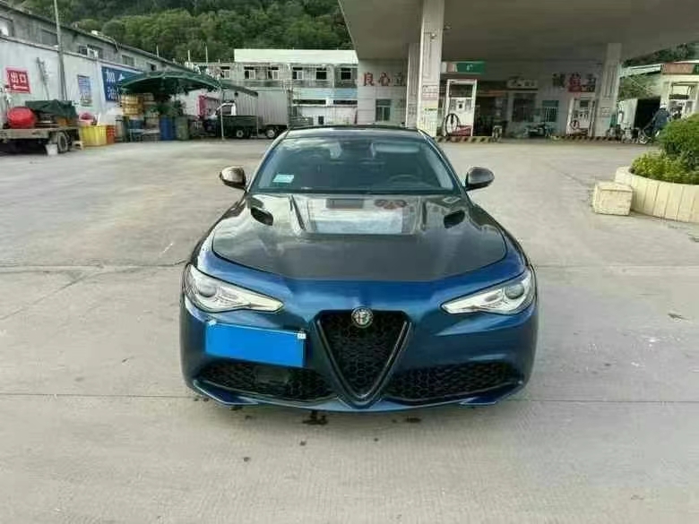 广州18年阿尔法·罗密欧Giulia1