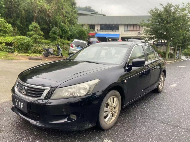 广州09年本田雅阁2