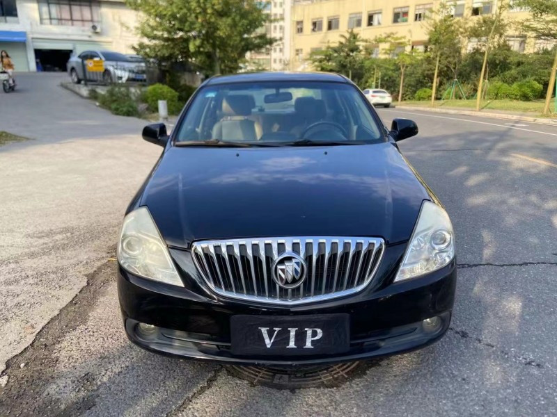 广州13年别克凯越1