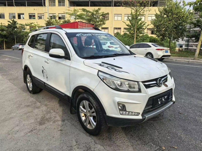 广州19年北汽幻速S33