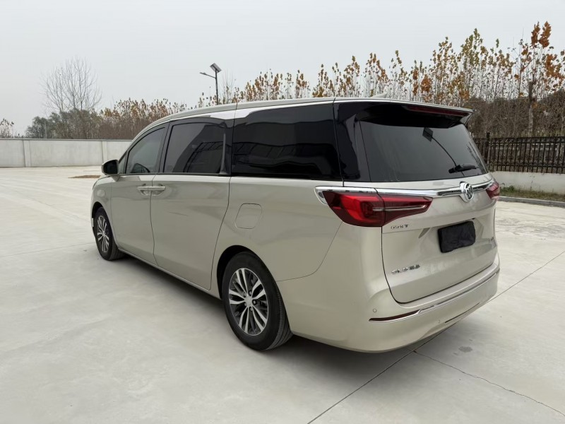 徐州22年别克GL88