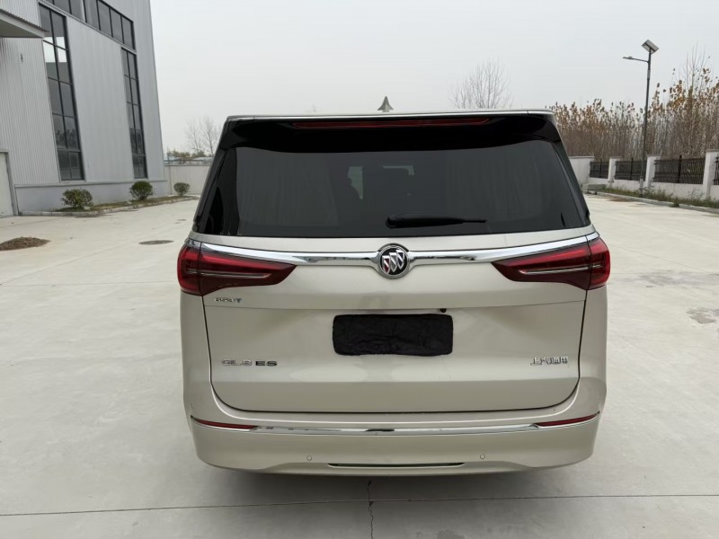 徐州22年别克GL89