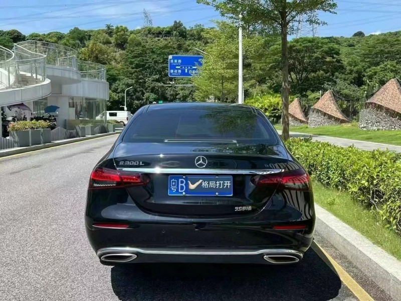 广州22年奔驰E9