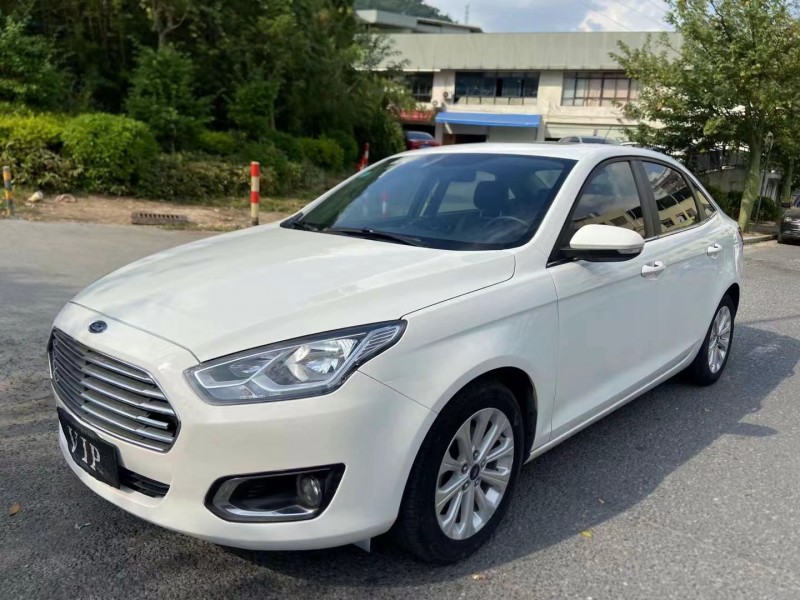 广州17年福特福克斯3