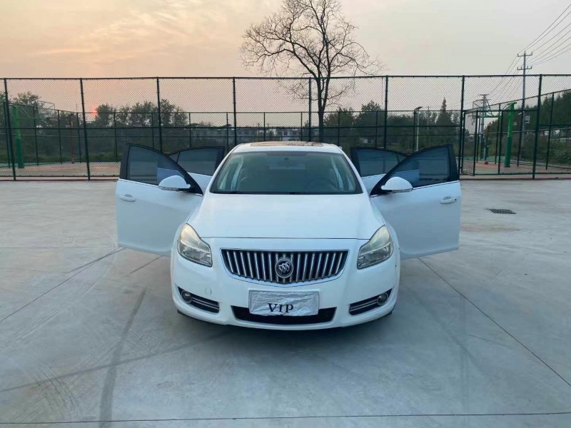 徐州12年别克君威6