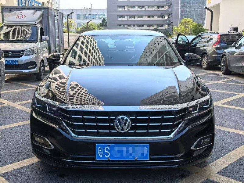 深圳19年大众帕萨特1