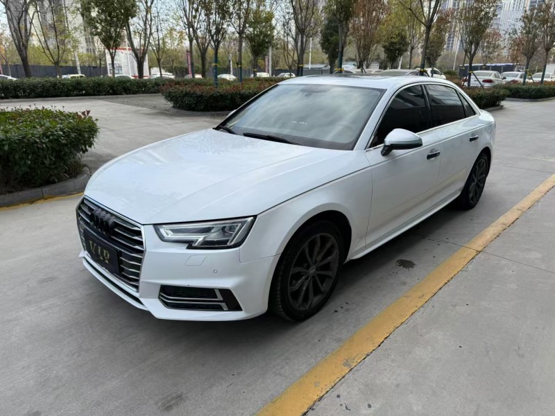 济宁19年奥迪A4L3