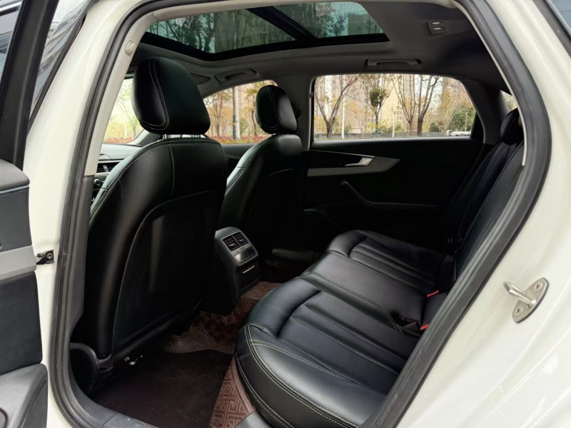 济宁19年奥迪A4L6