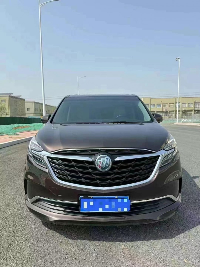 青岛22年别克GL81