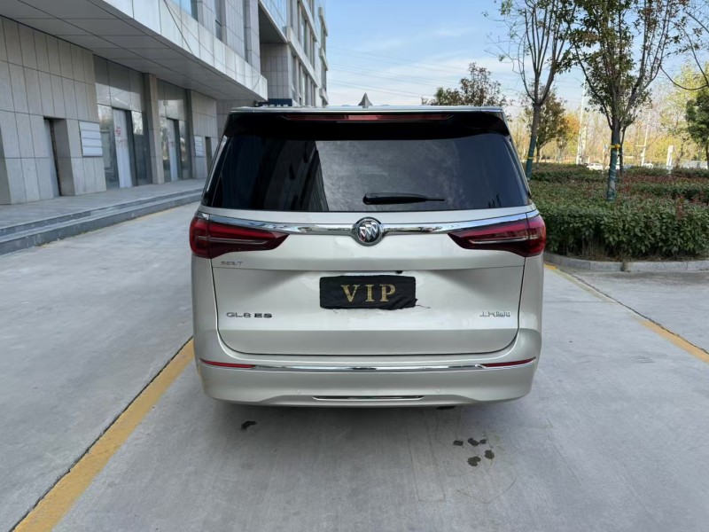 济宁21年别克GL89