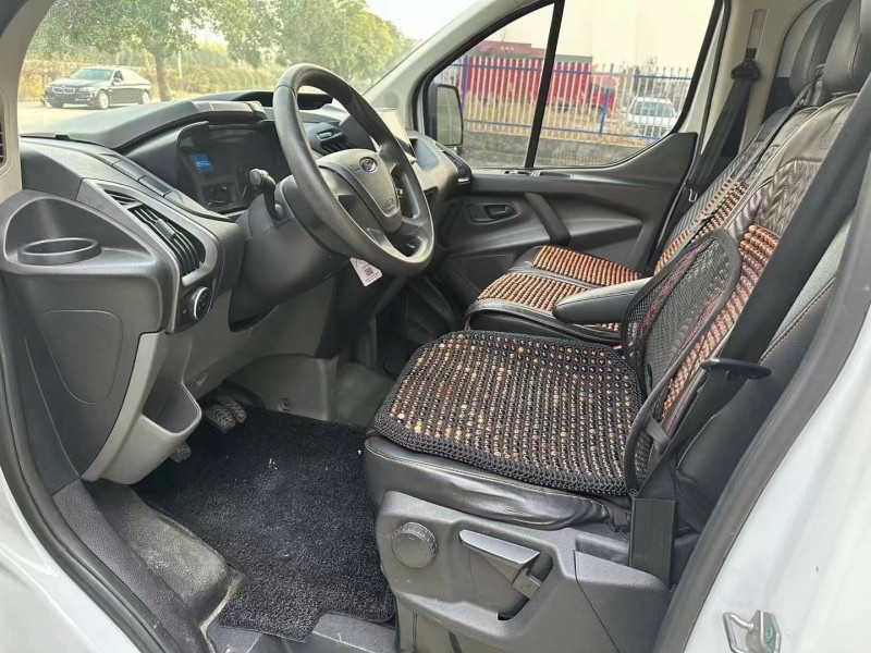 徐州17年福特全顺4