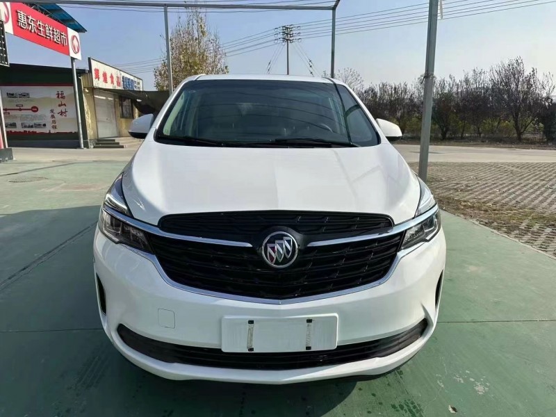 济宁21年别克GL81