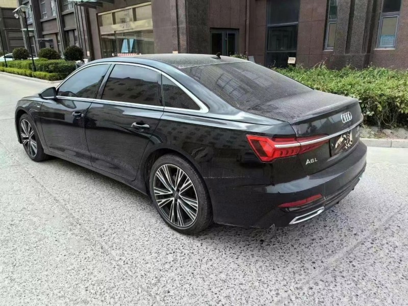 济宁21年奥迪A6L7