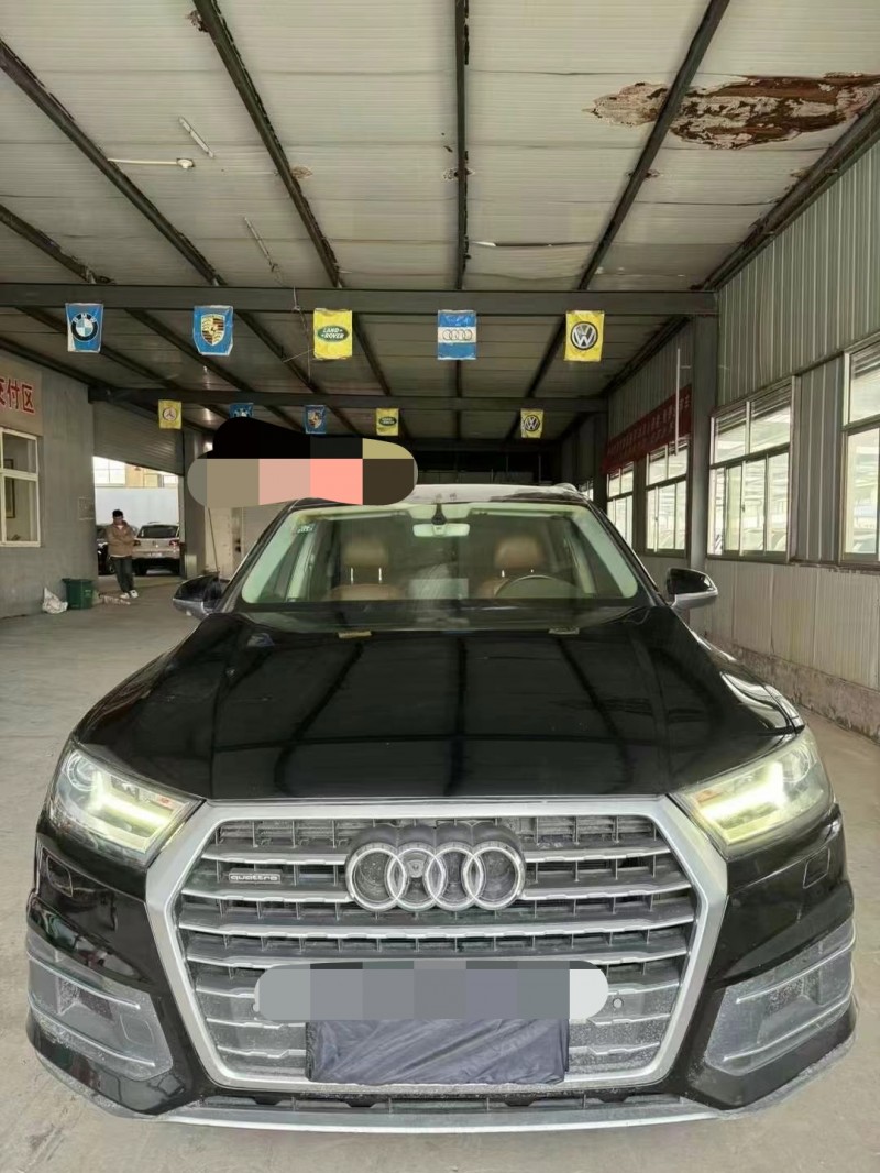 济宁16年奥迪Q71