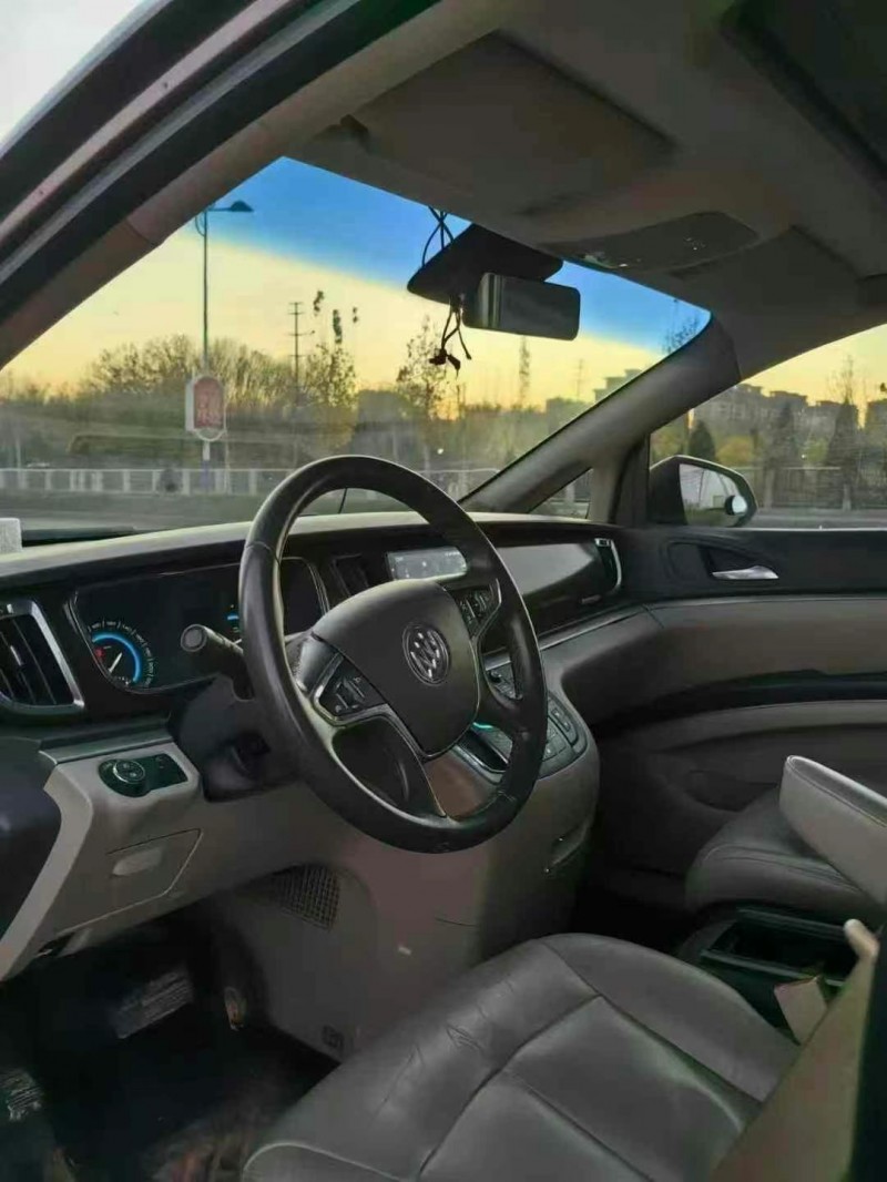 枣庄12年别克GL87