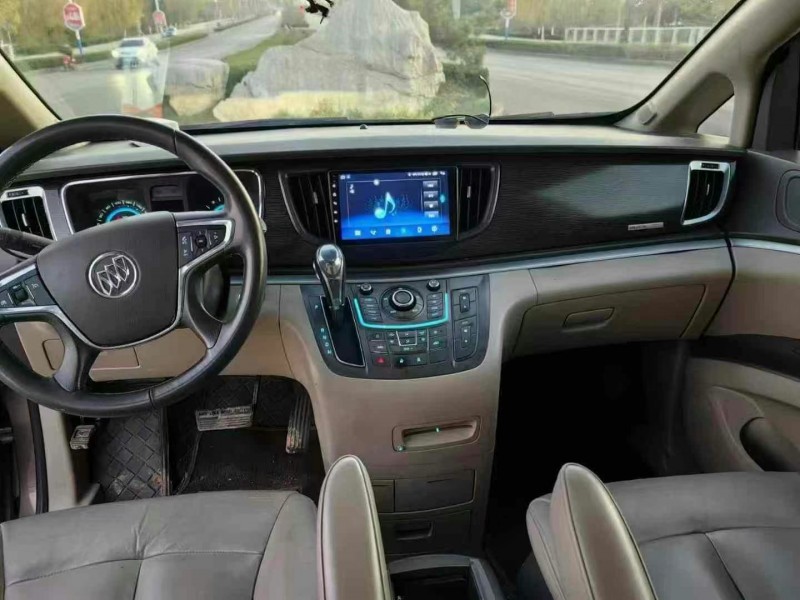 枣庄12年别克GL88