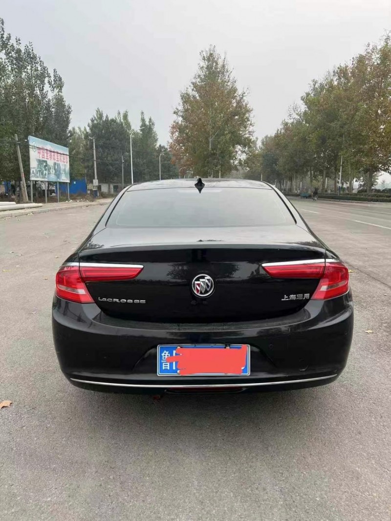 枣庄19年别克君越3