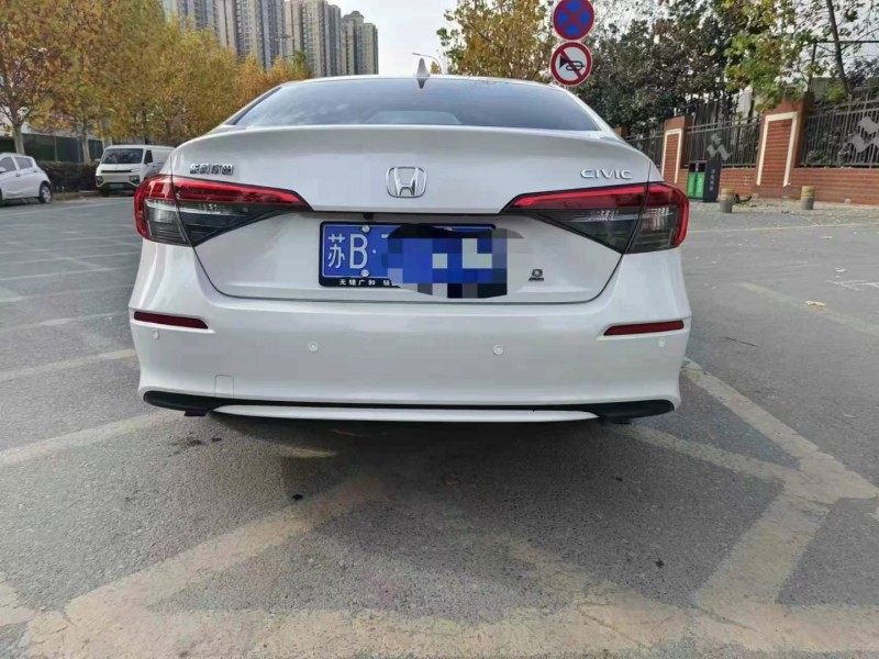 盐城23年本田思域8