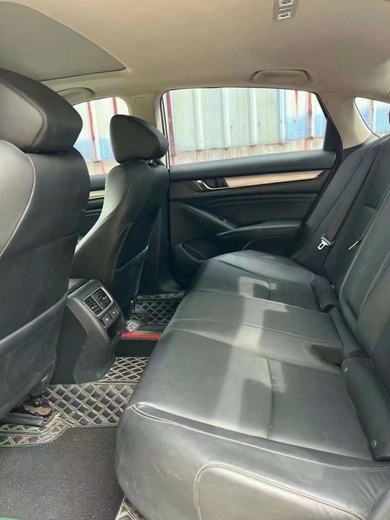 菏泽22年本田雅阁4