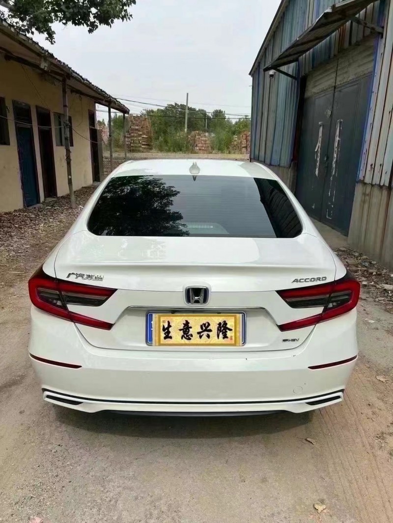 菏泽22年本田雅阁8