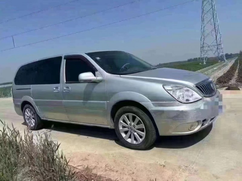 青岛14年别克GL82