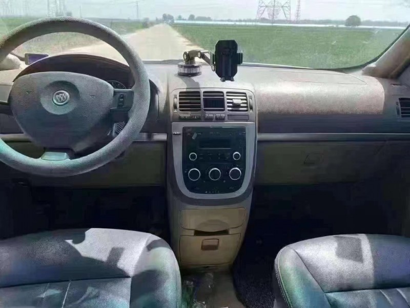 青岛14年别克GL84