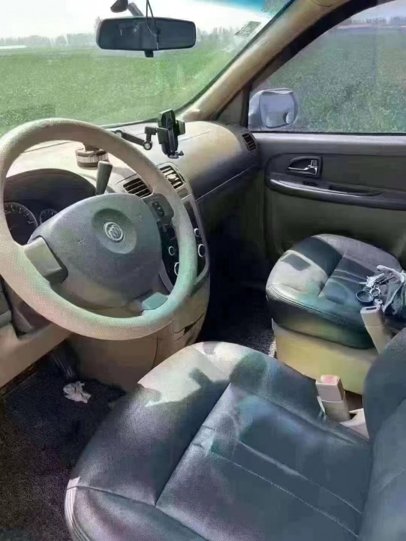 青岛14年别克GL85