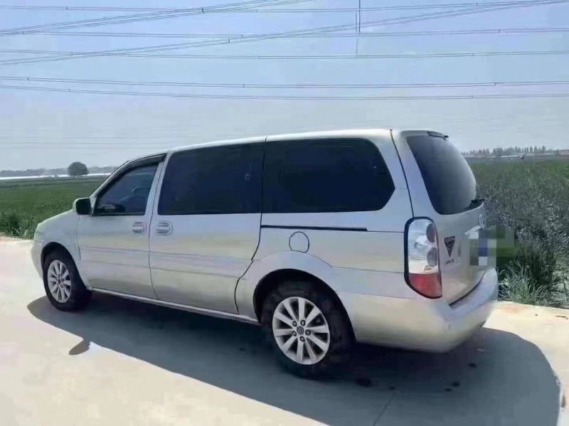 青岛14年别克GL88