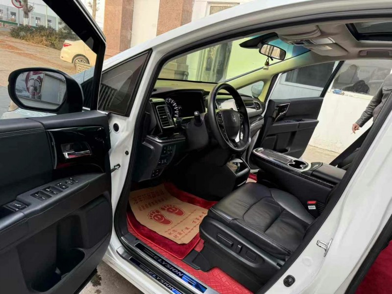 徐州20年本田艾力绅4