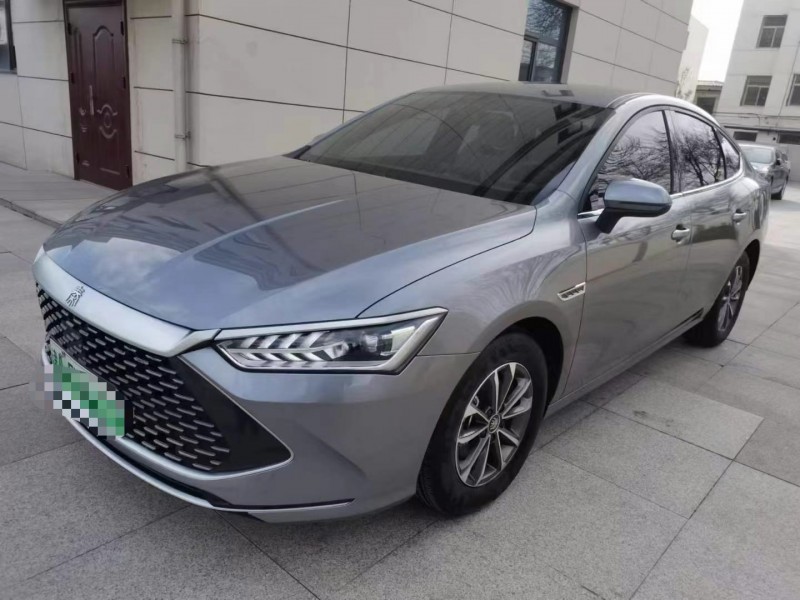 保定23年比亚迪秦2