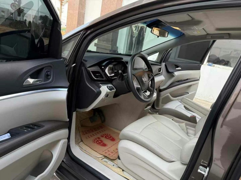 徐州24年别克GL84