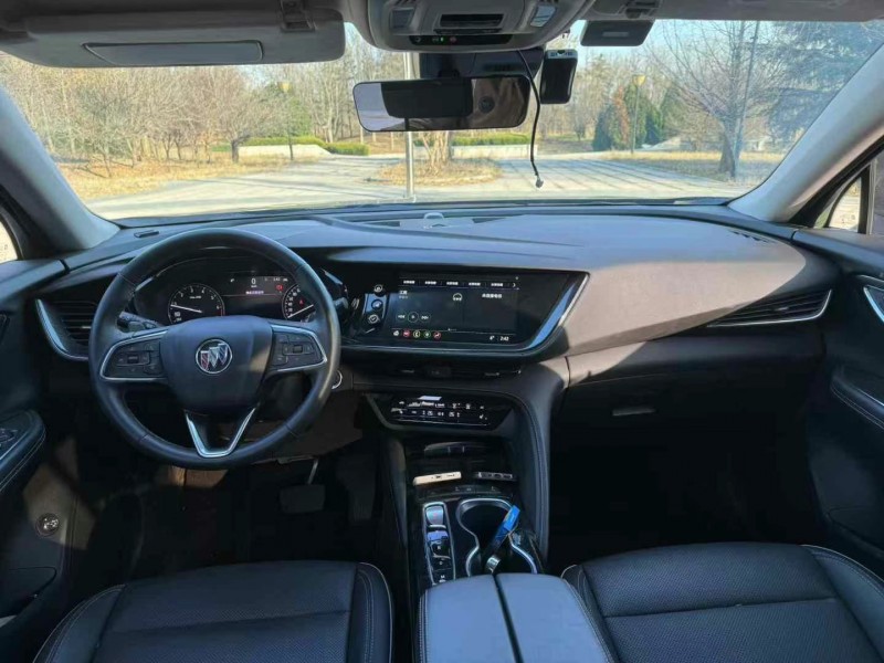 青岛23年别克昂科威4