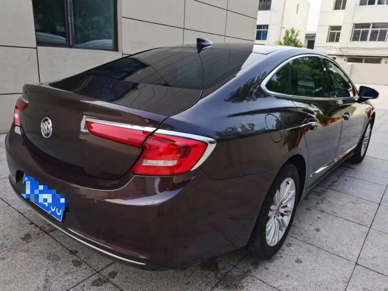 保定17年别克君越4