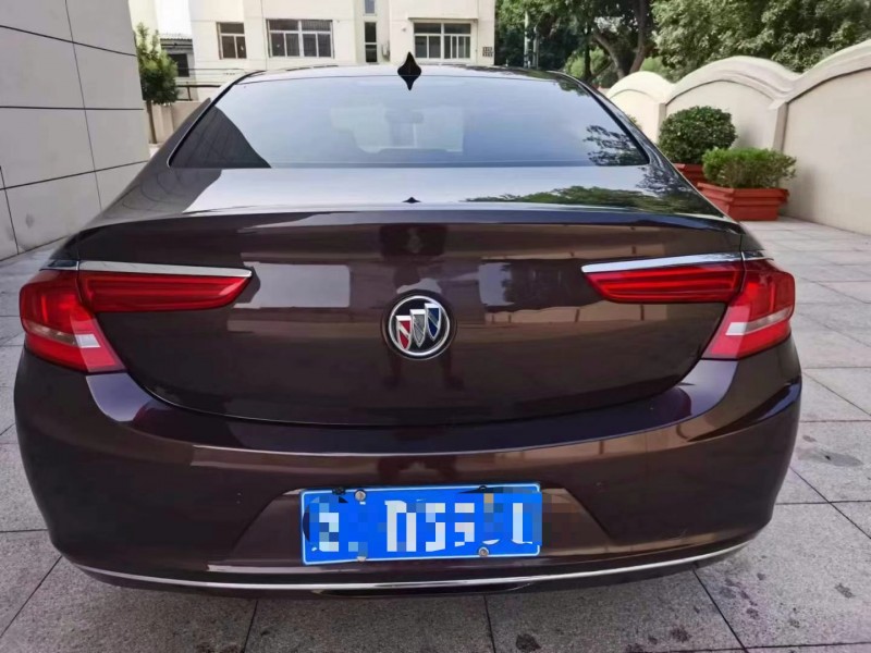 保定17年别克君越9