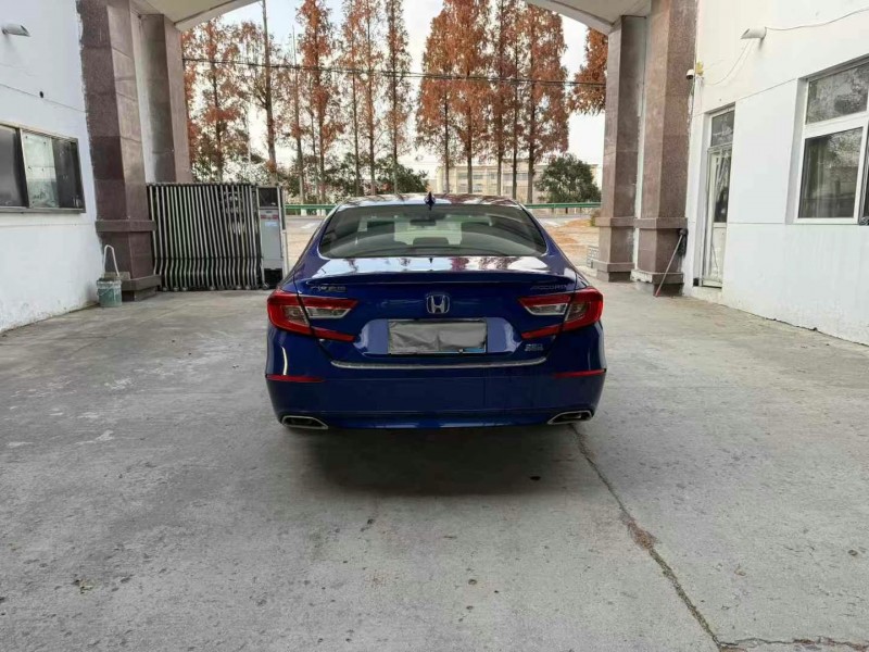 徐州18年本田雅阁9