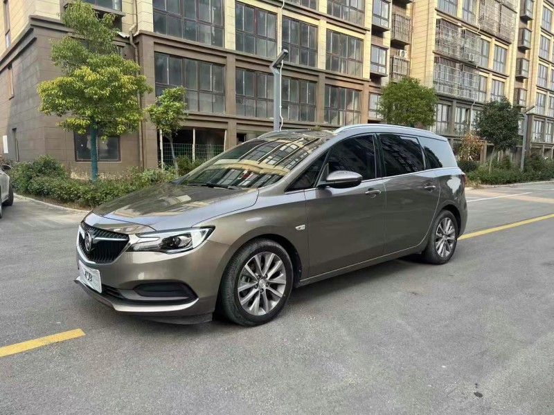 徐州21年别克GL62