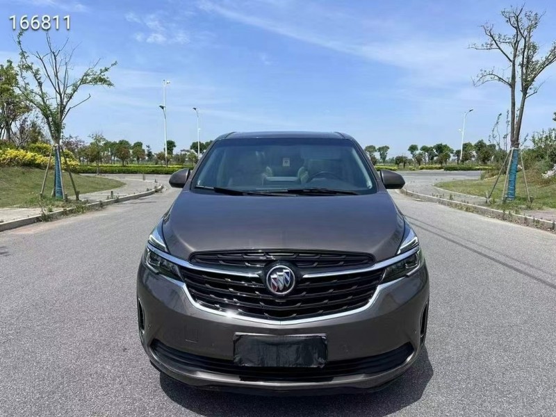 广州22年别克GL81