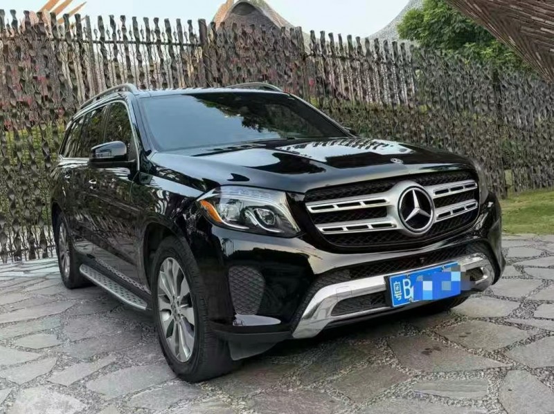 广州19年奔驰GLS2