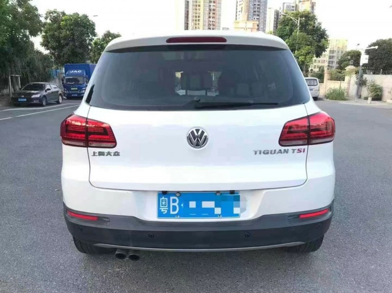 广州13年大众途观9
