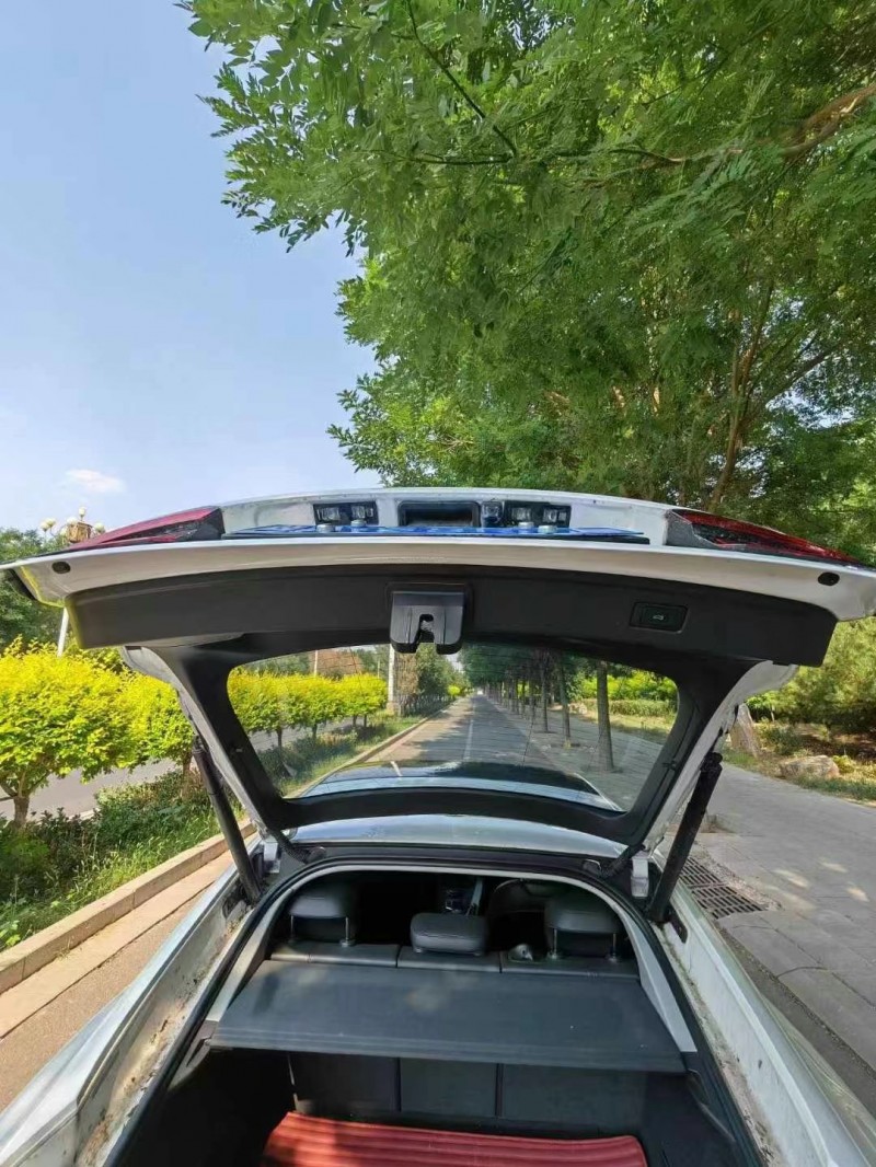 济宁17年奥迪A54