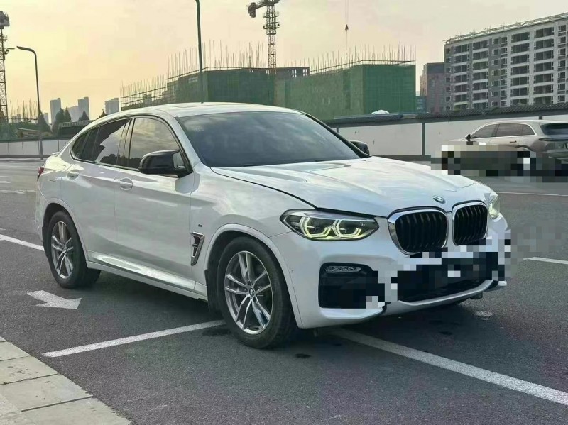 鄭州19年寶馬X43